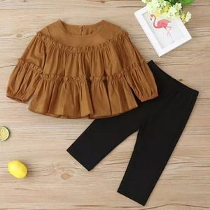 Brown ruffle outfit